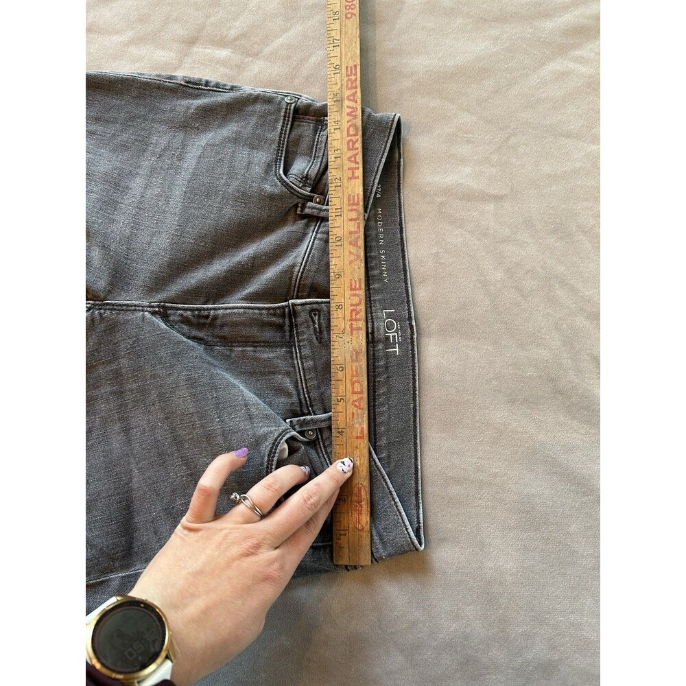 Ann Taylor Loft Women's Modern Skinny Jeans, Size 4, Grey‎ Denim - Picture 3 of 5